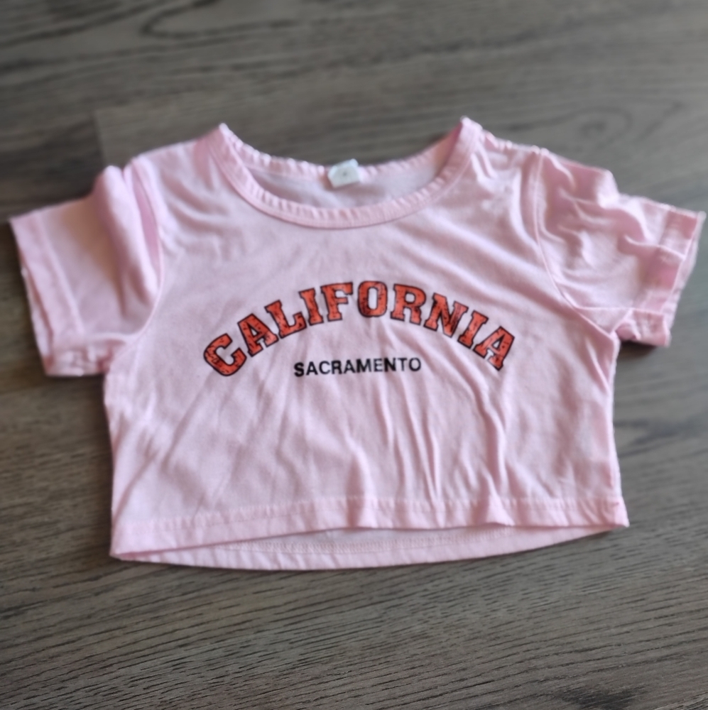 SHEIN Girls Pink California Sacramento Graphic Crop Top Tee – Size 130